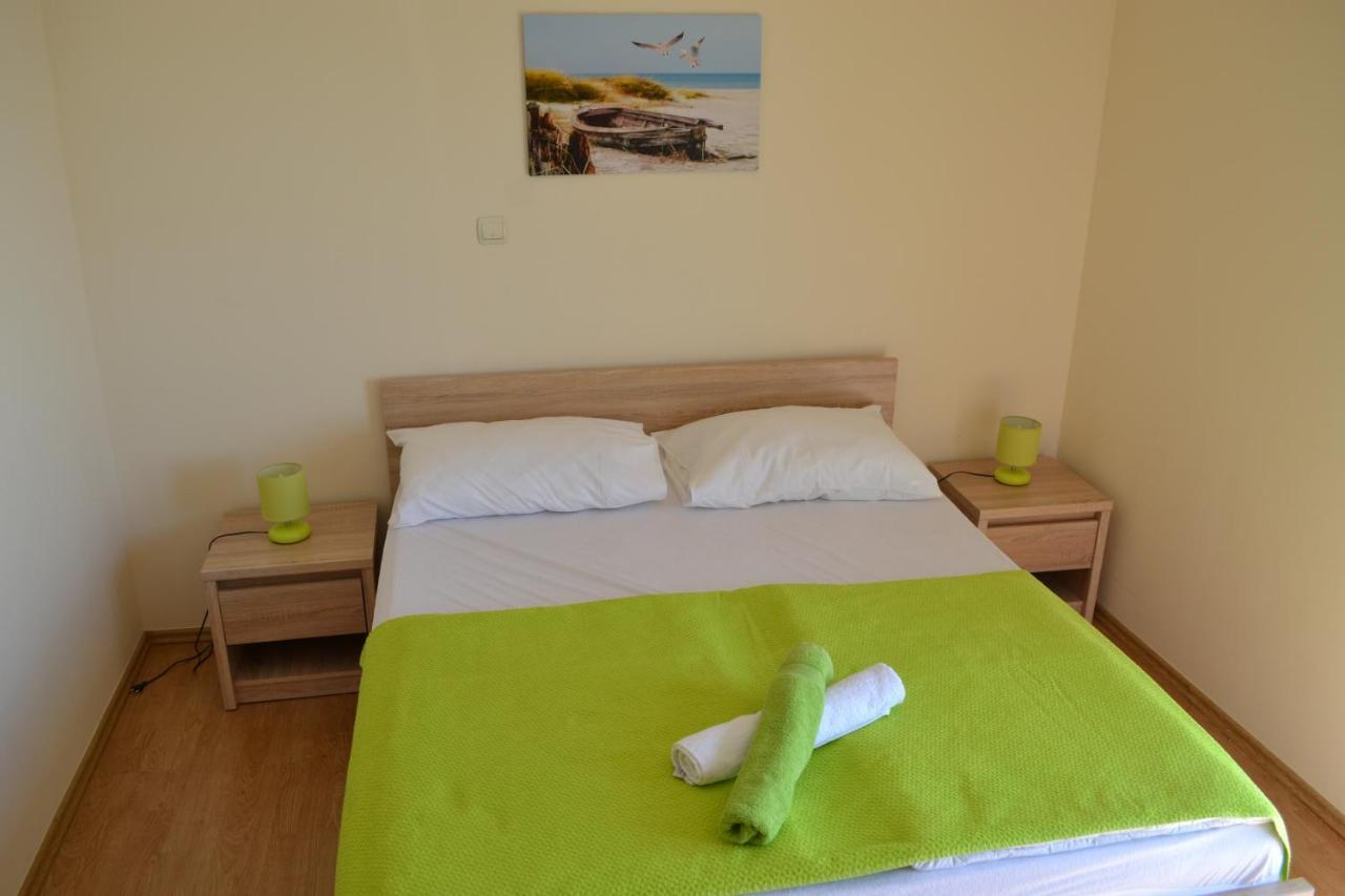 Suncana Sara Tučepi Buitenkant foto