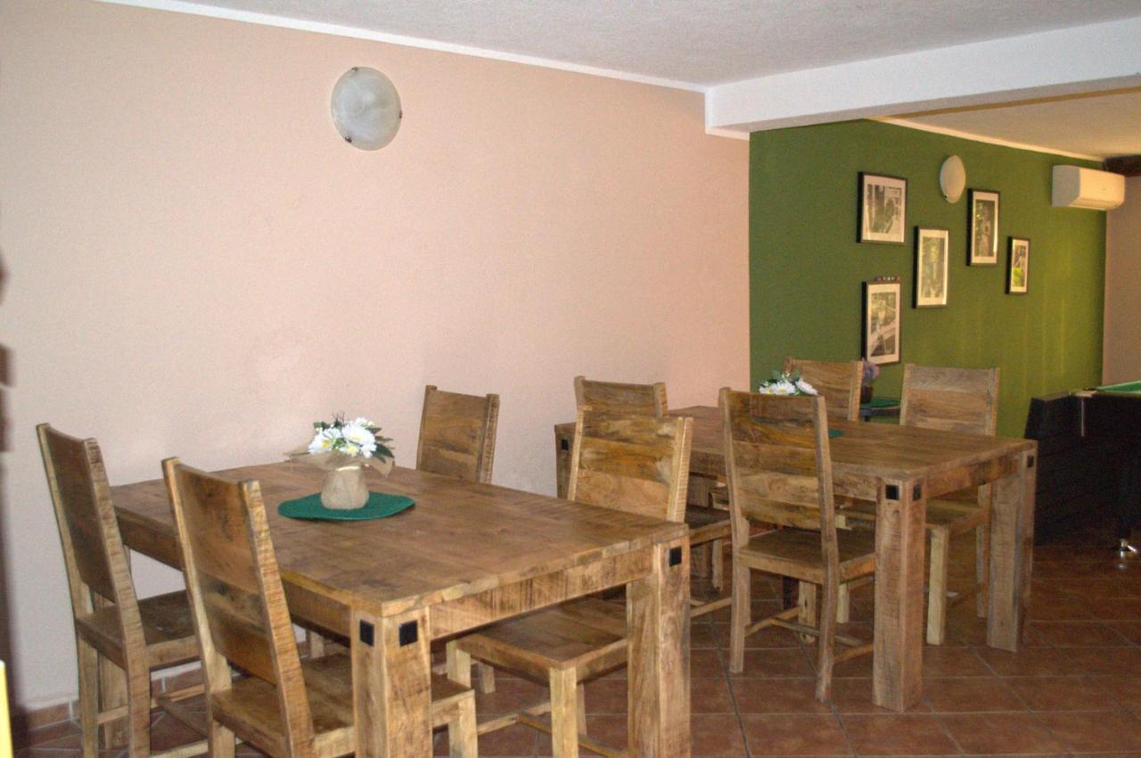 Suncana Sara Tučepi Buitenkant foto
